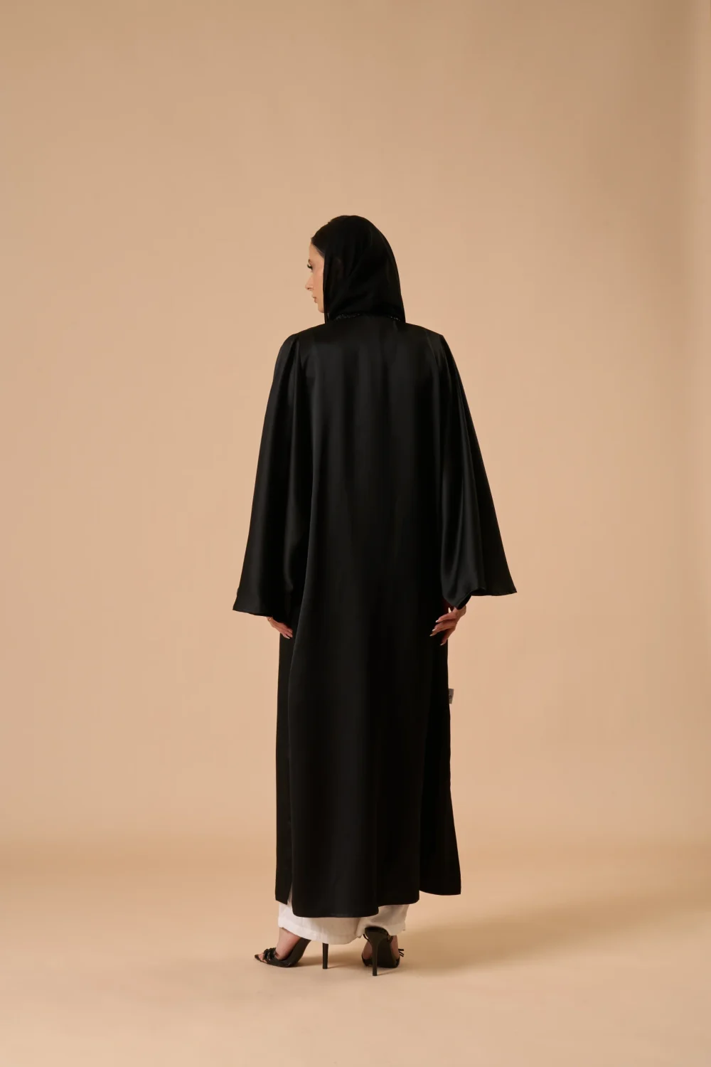 Code: 300 - Image 3